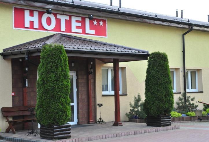 Hotel Marco Plonsk Szkolna 115 外观 照片